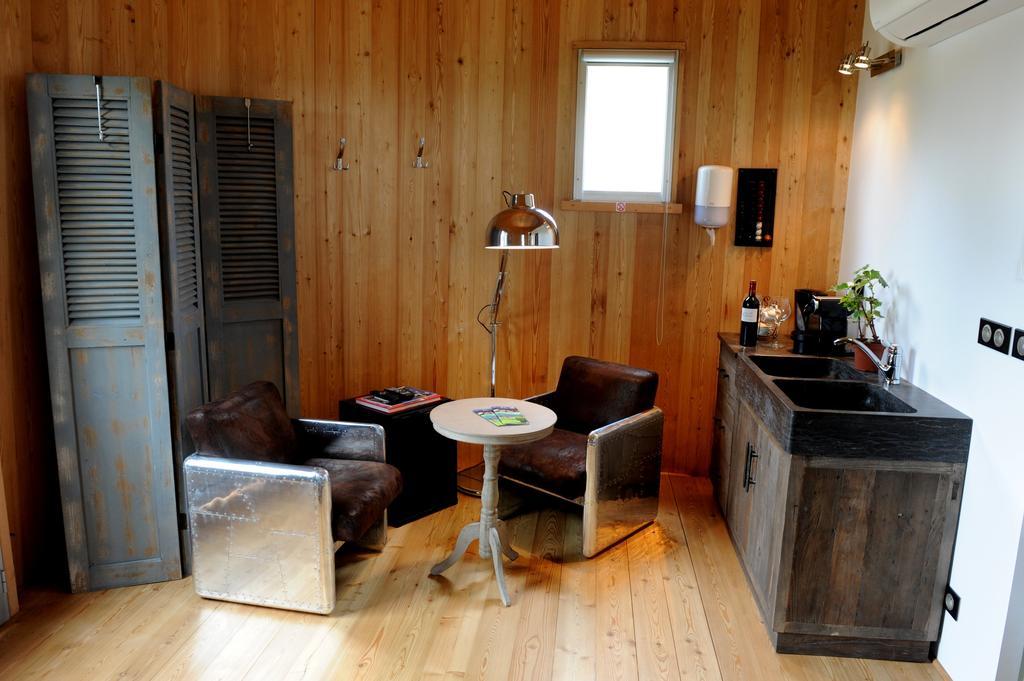 Bed and Breakfast Coup 2 Foudres Saint-Jean-de-Blaignac Exterior foto