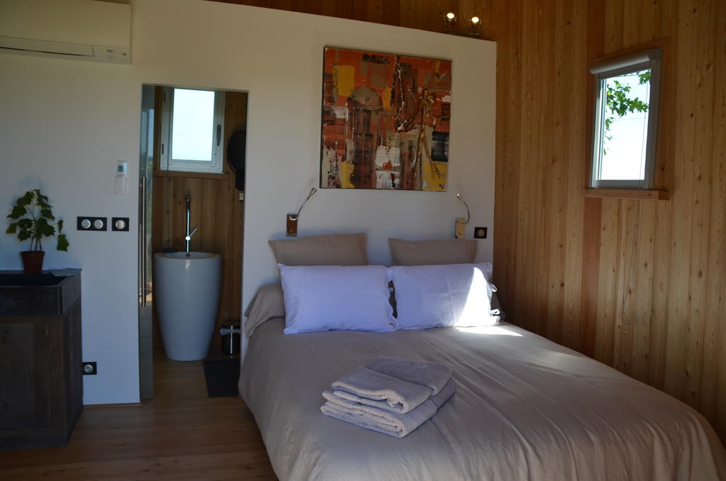 Bed and Breakfast Coup 2 Foudres Saint-Jean-de-Blaignac Habitación foto